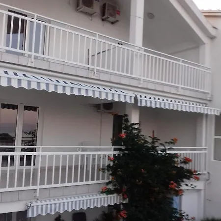 Aprtmani More Campingplads Trogir